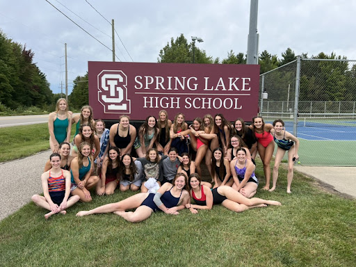Varsity Girls Swim Takes on States