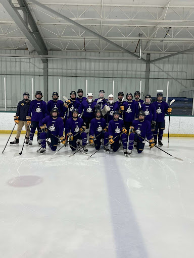 GHSL Varsity Hockey Team First “Buc Pride” Game Since Covid