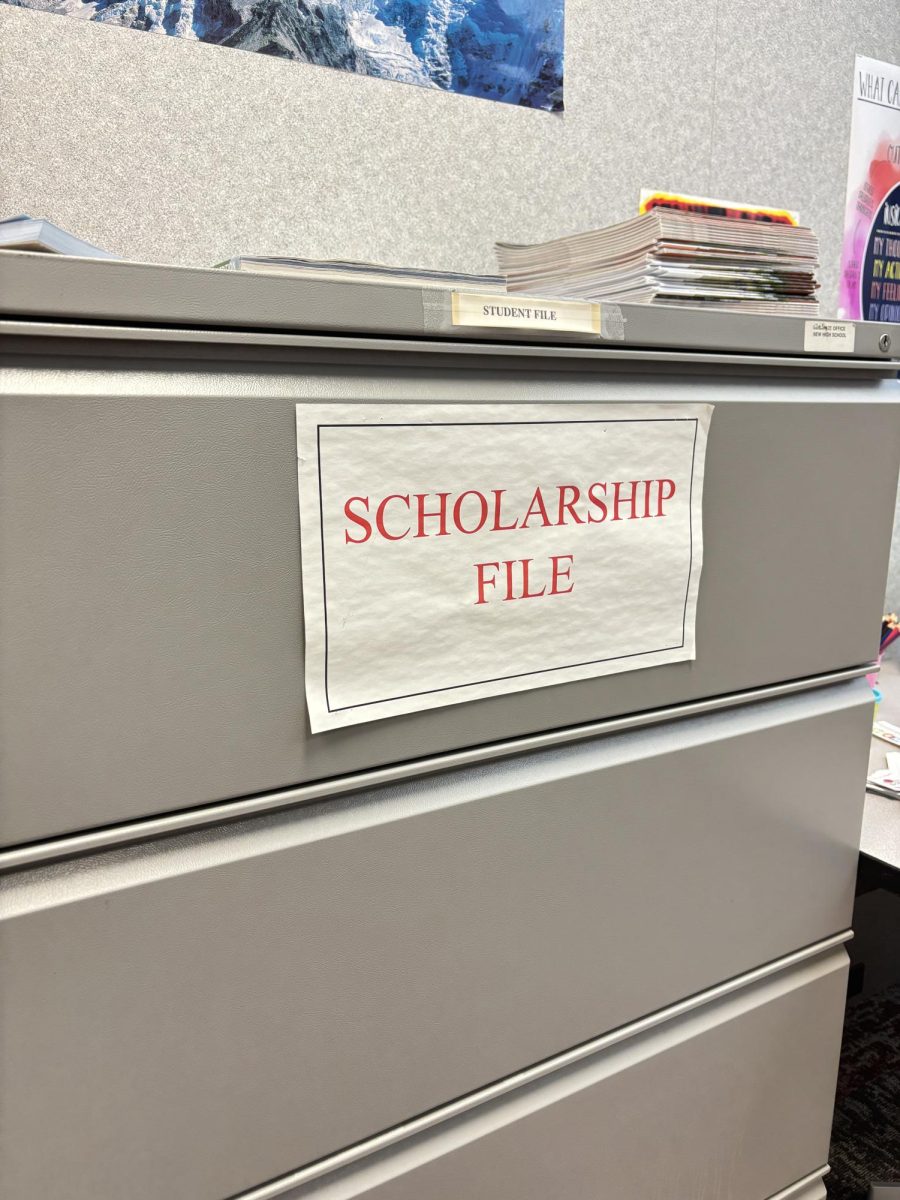 Tips and Tricks for Applying to Scholarships